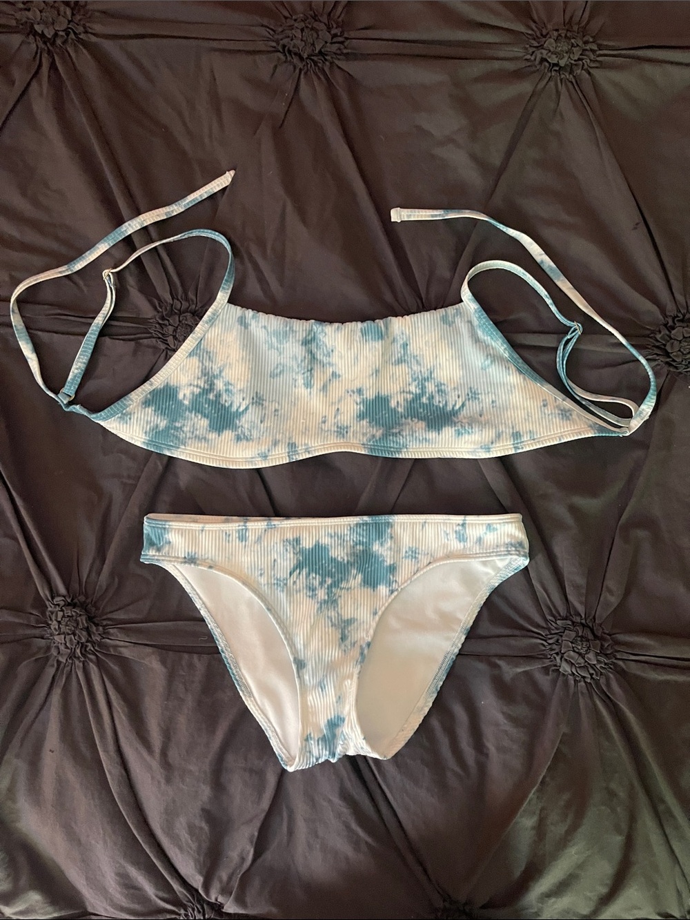Hollister Blue and White Tie-Dye Ribbed Bikini Set